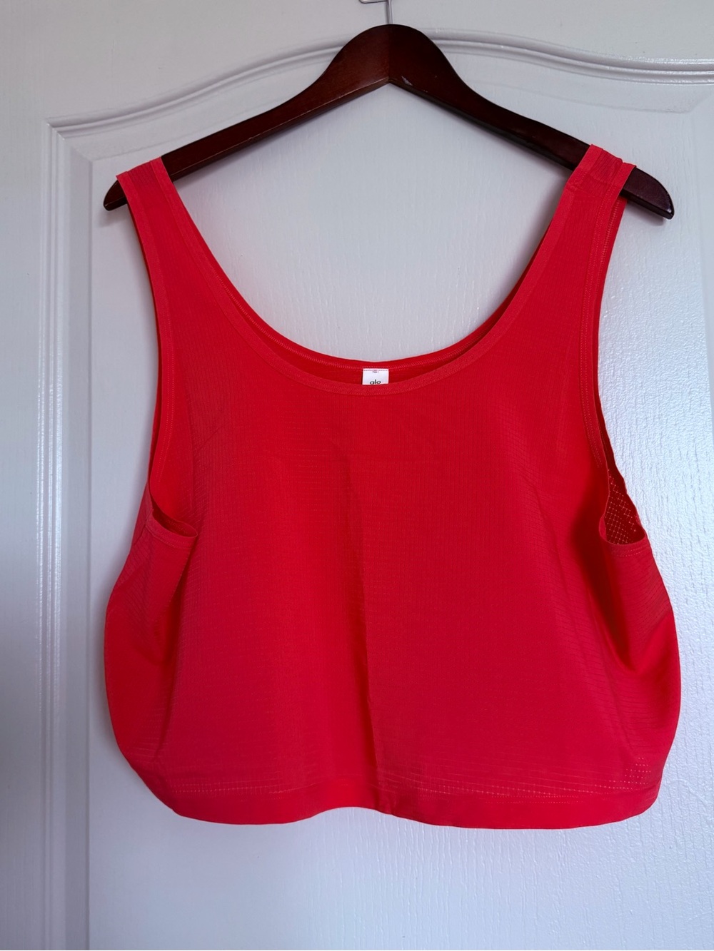Cropped Sport Star Tank - Candy Red